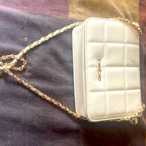 Bebe cross body